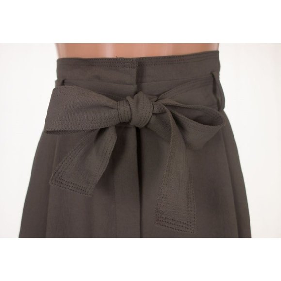 ARITZIA BABATON 8 Joan Short Dark Olive Green - Picture 4 of 9